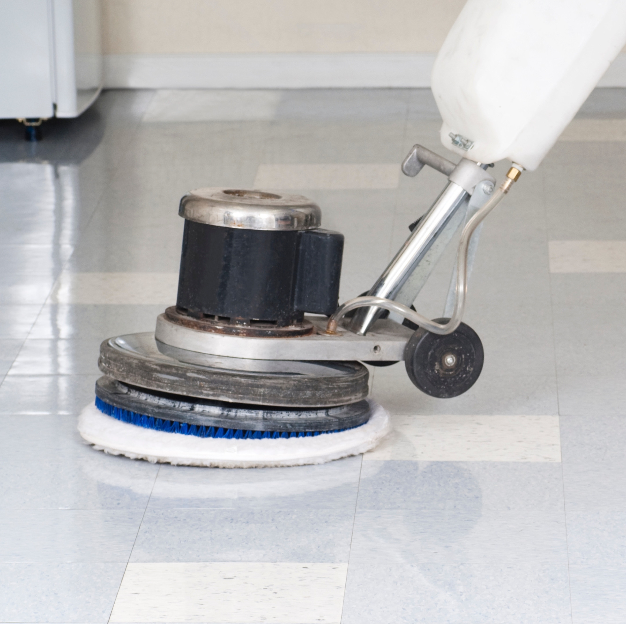 How Industrial Cleaning Paves the Way for Workplace Health and Safety